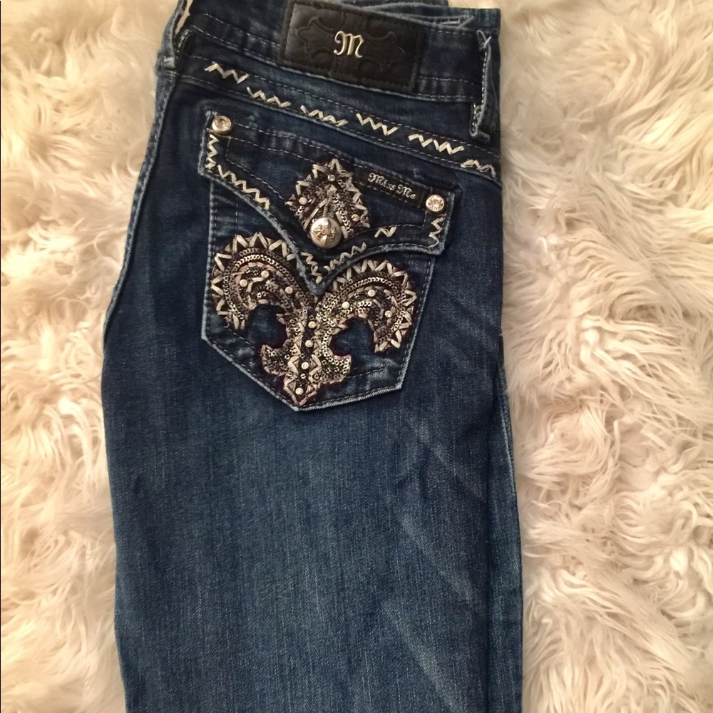 Miss Me Jeans Size 28x34. Perfect condition.